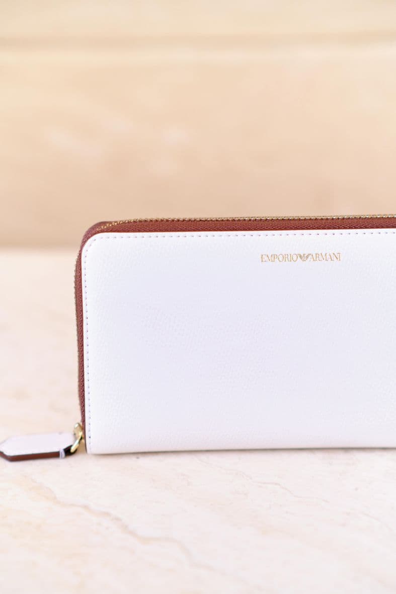 EMPORIO ARMANI — vue 2
