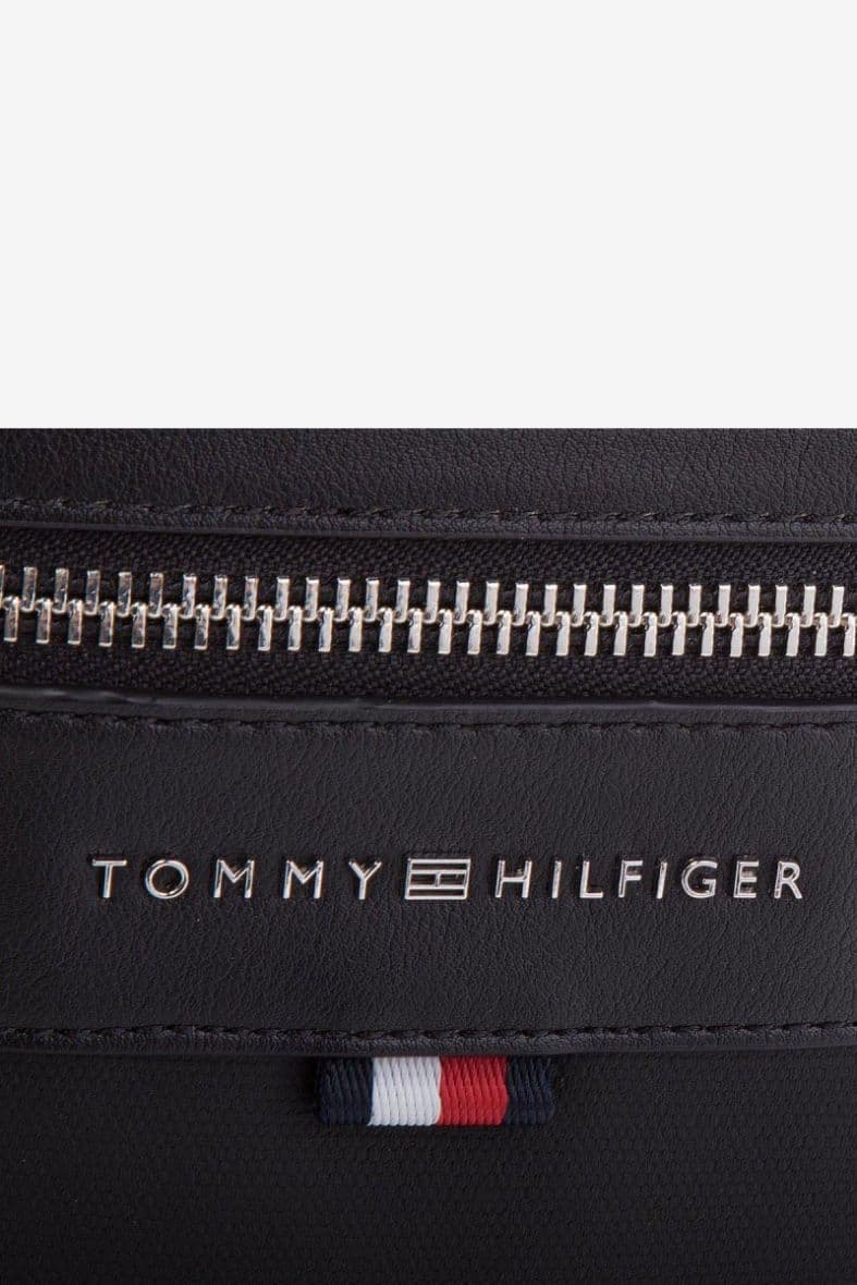 TOMMY HILFIGER ELEVATED MINI CROSSO — vue 3