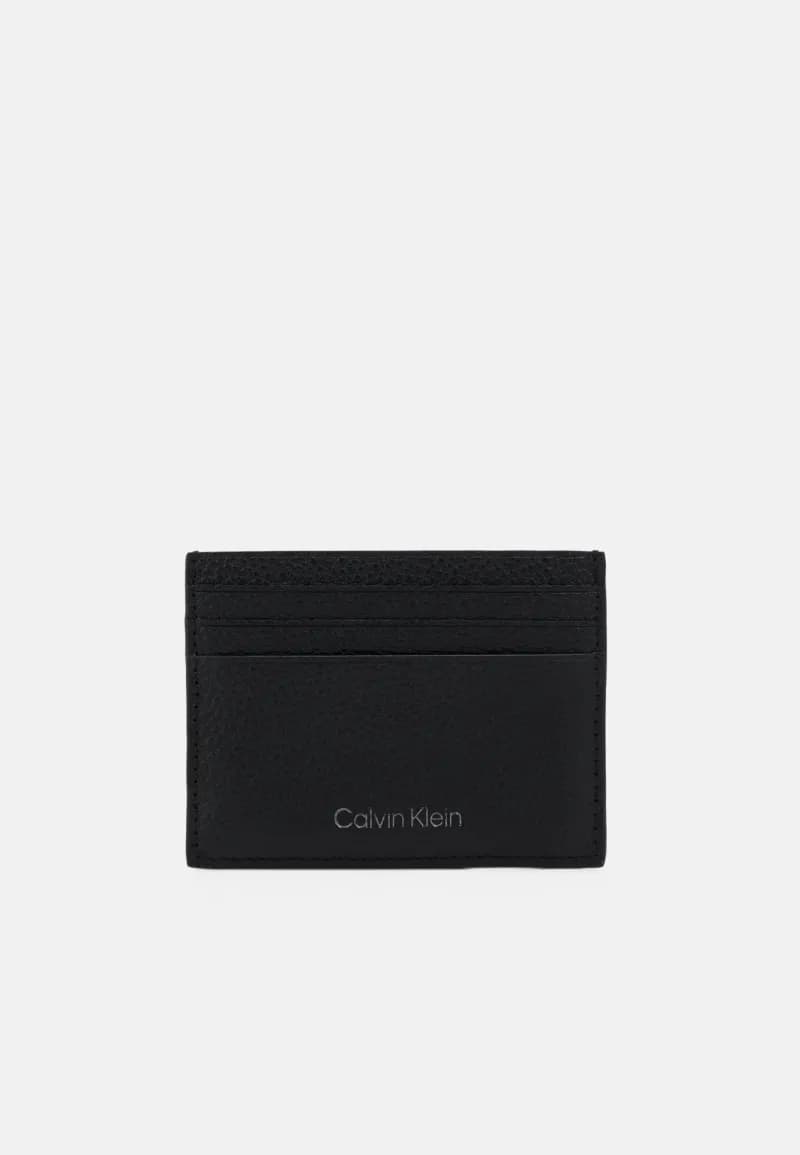Calvin Klein — vue 1