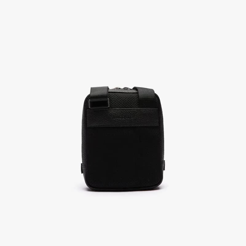 Lacoste Petite sacoche plate Soft Mate croisée en cuir grainé mat — vue 2