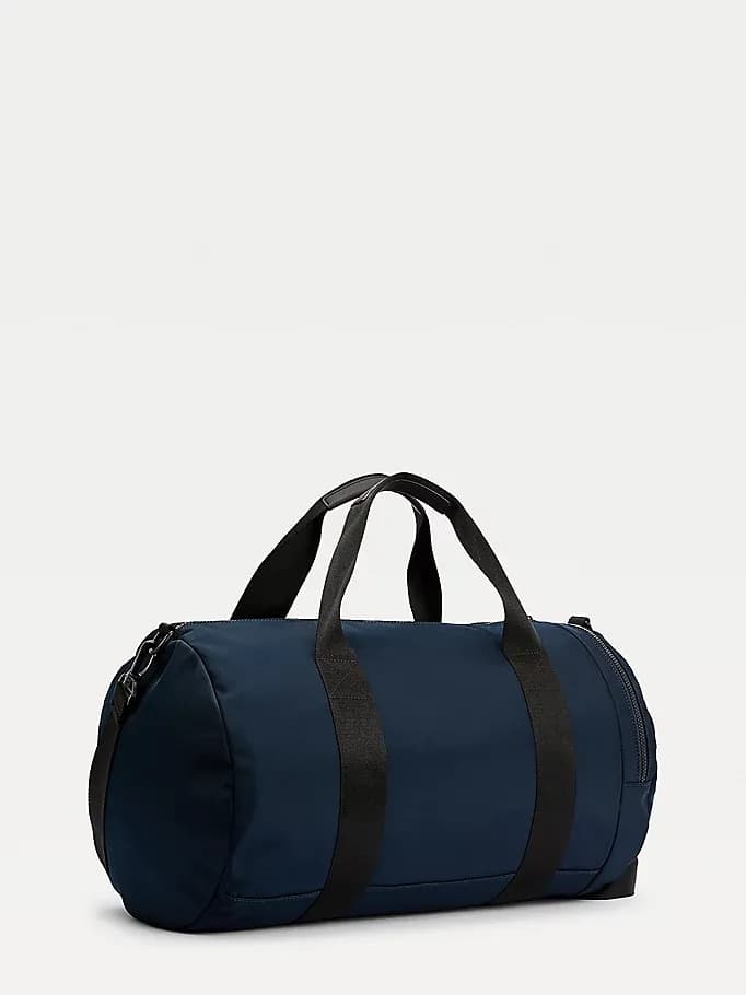 tommy Hilfiger Established — vue 3