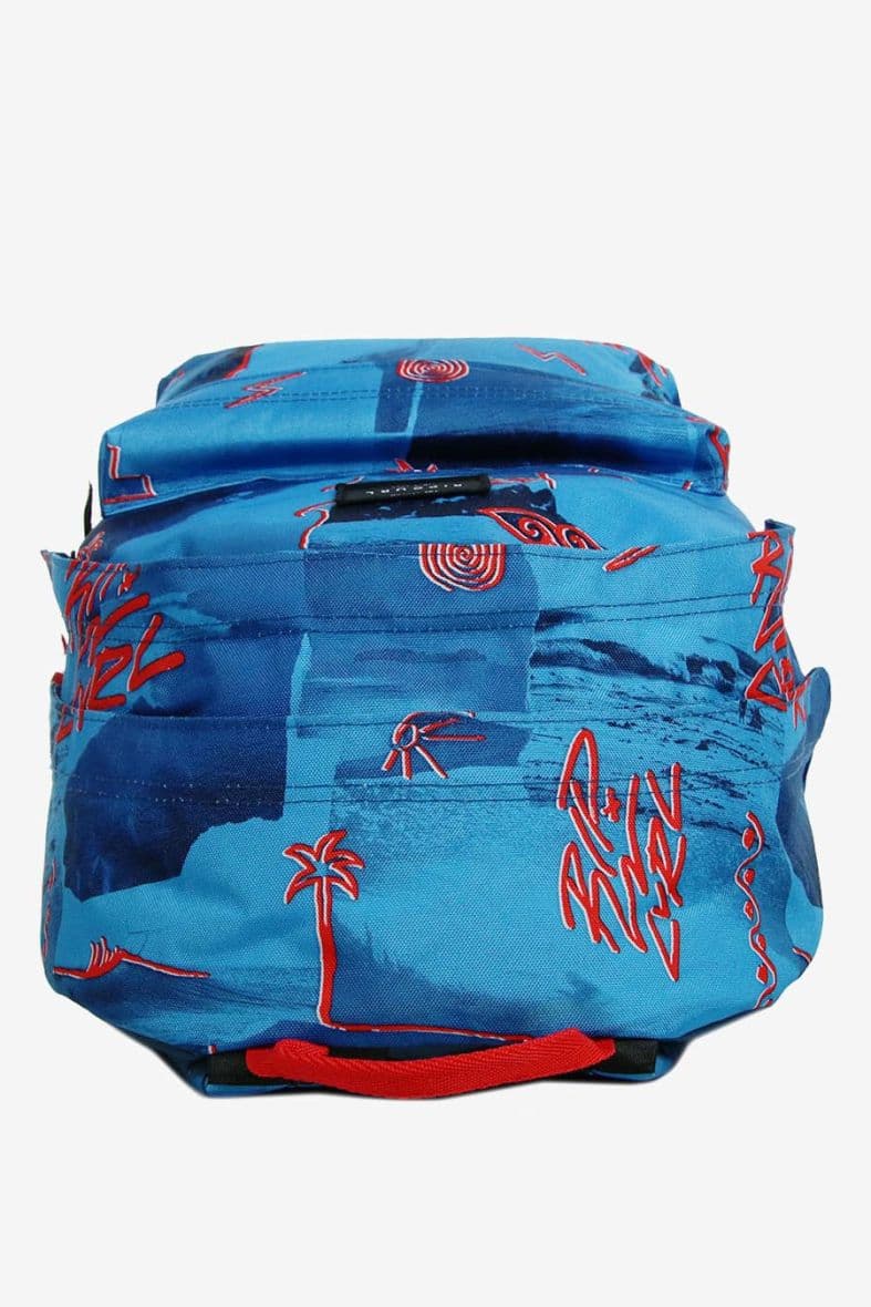 RIPCURL DOUBLE DOME POSTER VIBES — vue 3