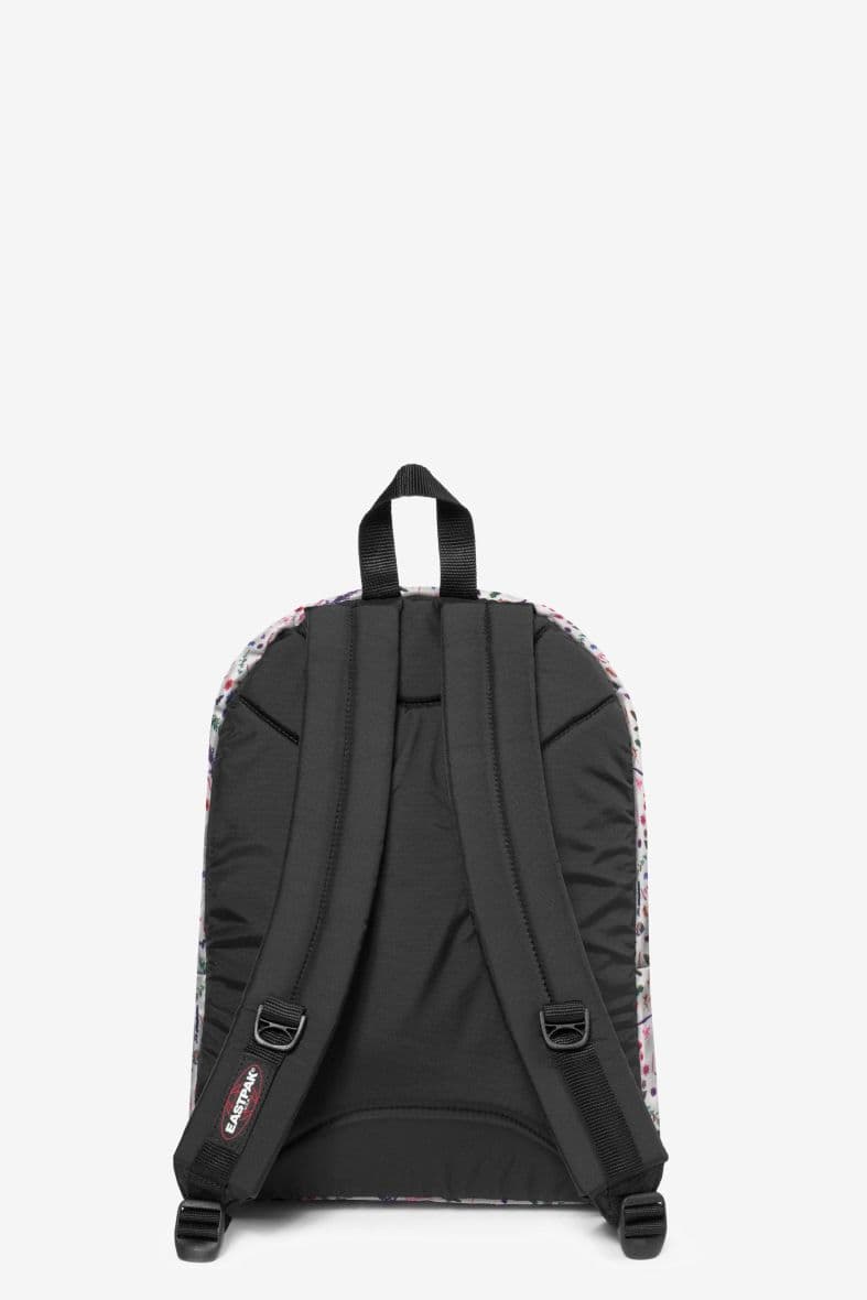 EASTPAK Pinnacle — vue 3