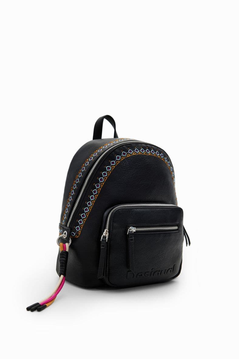 Desigual — vue 3