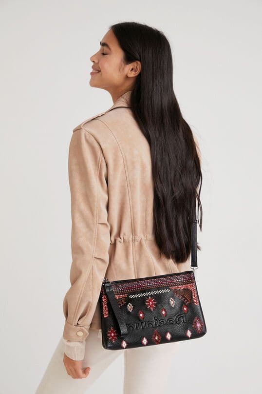 Desigual — vue 1