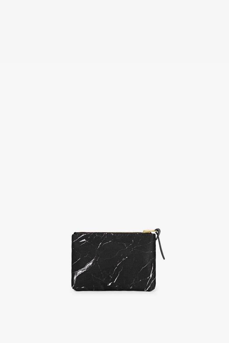 WOUF BLACK MARBLE — vue 3
