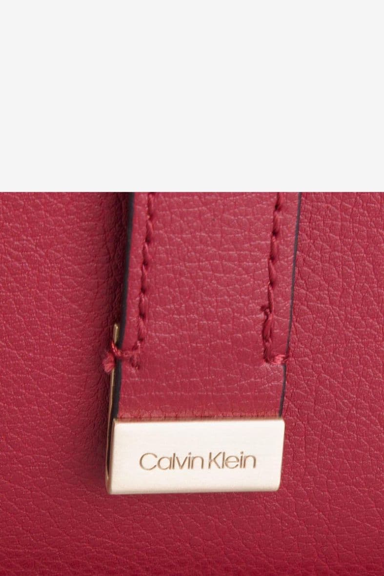 CALVIN KLEIN FRAME MED SHOPPER — vue 5