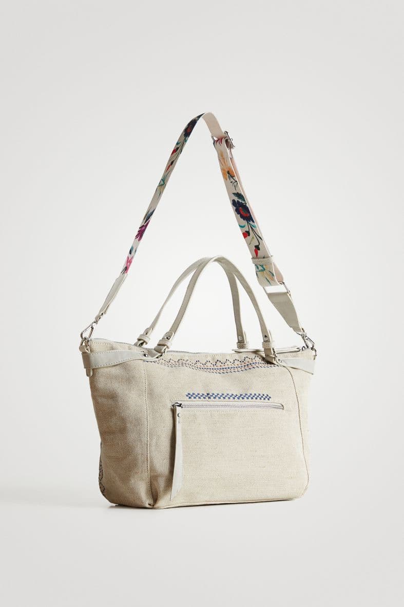 Desigual — vue 3