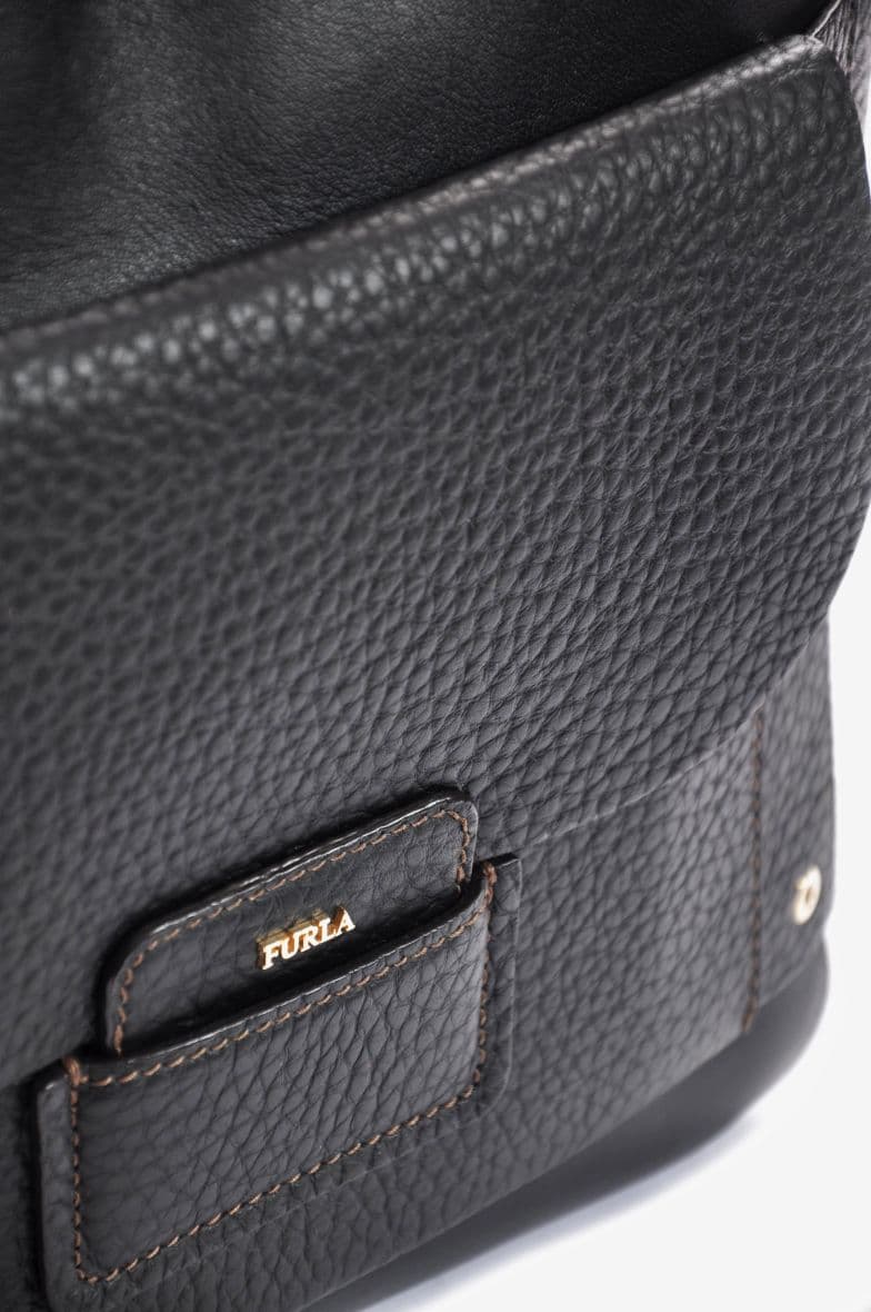 Furla Adele — vue 3