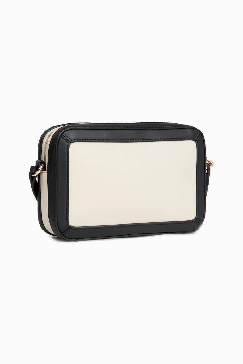 Tommy Hilfiger TH Essential Contrast — vue 3