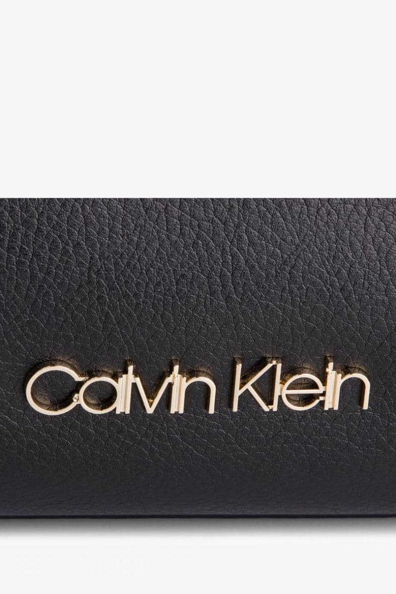 CALVIN KLEIN Avant Med Shopper — vue 3