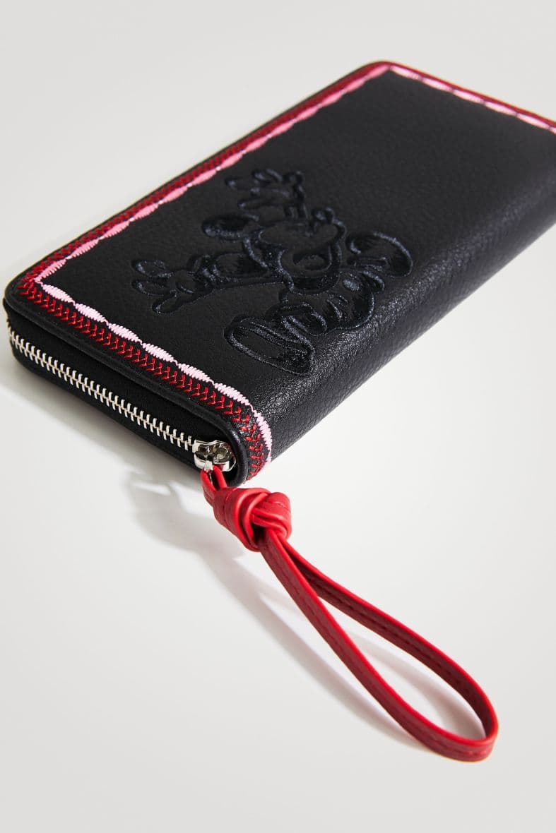 Desigual — vue 3