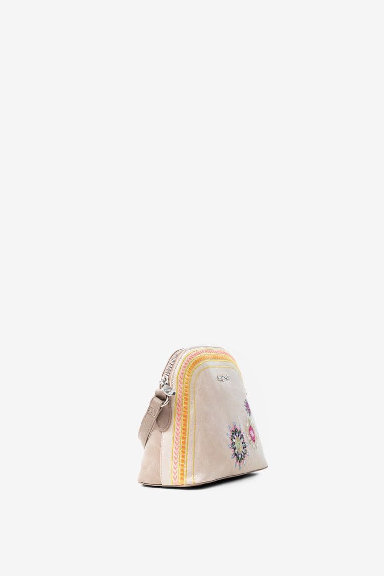 Desigual Ada Deia — vue 3