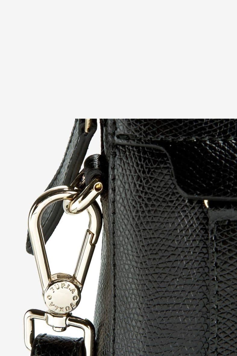 FURLA PIPER — vue 3