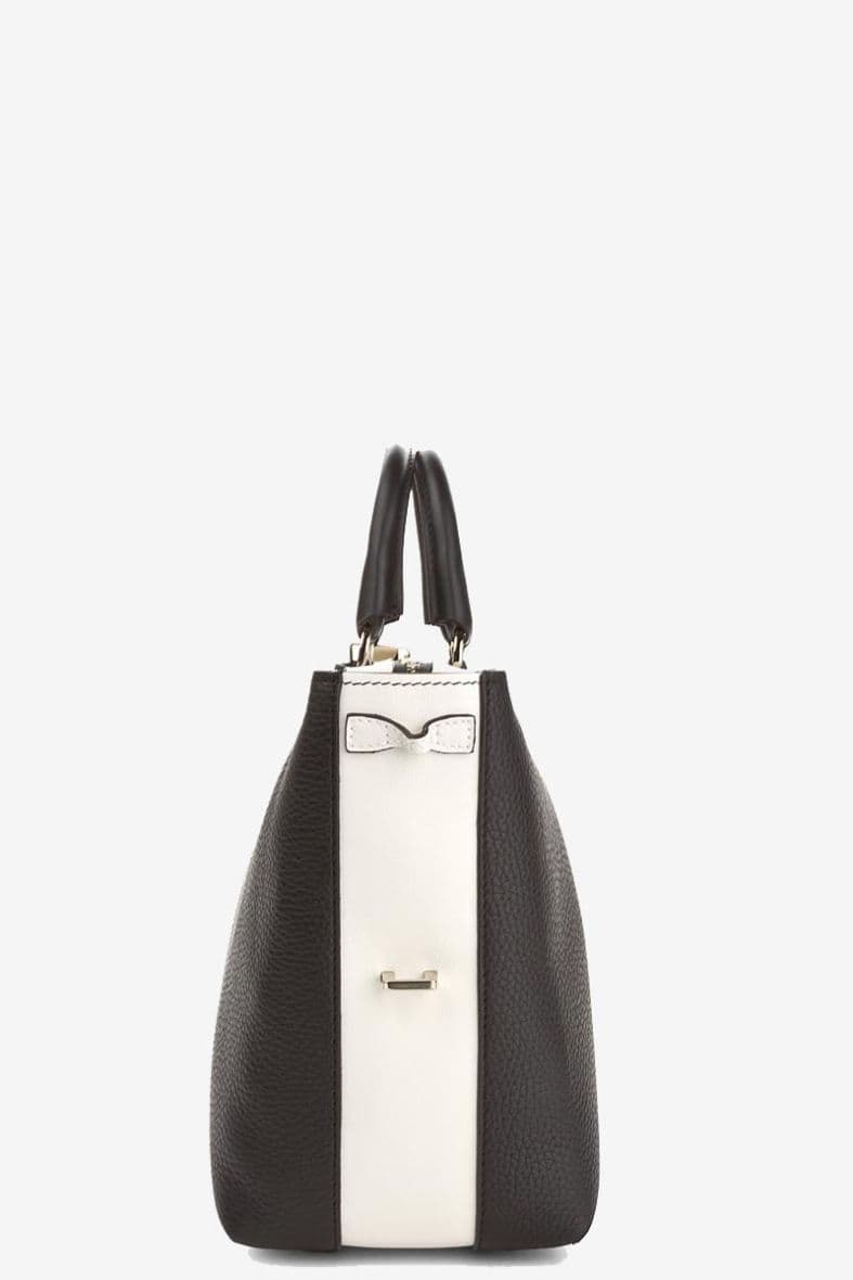 FURLA BLOGGER — vue 2