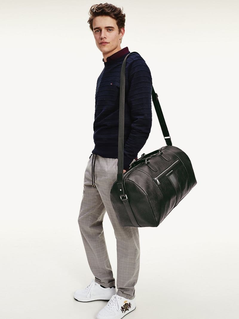 TOMMY HILFIGER DOWNTOWN — vue 3