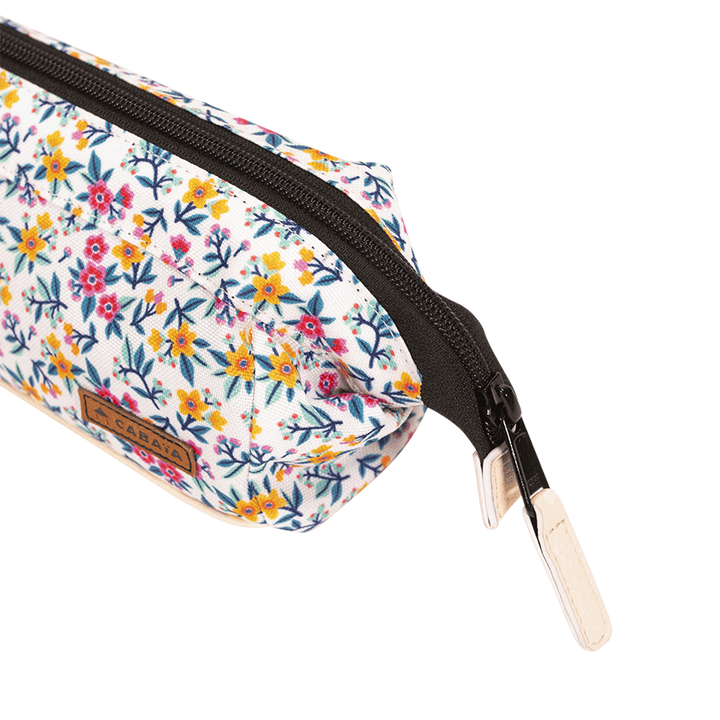 CABAÏA TROUSSE — vue 3