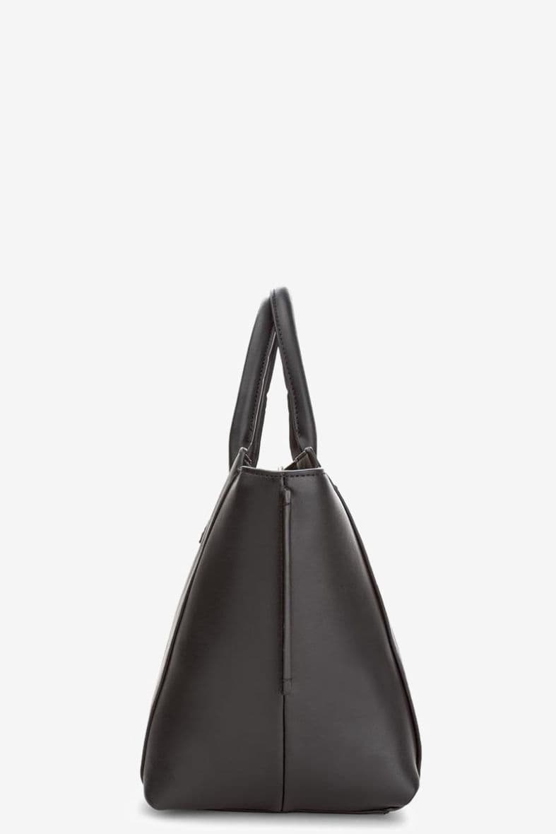 CALVIN KLEIN CHRISSY TOTE — vue 3