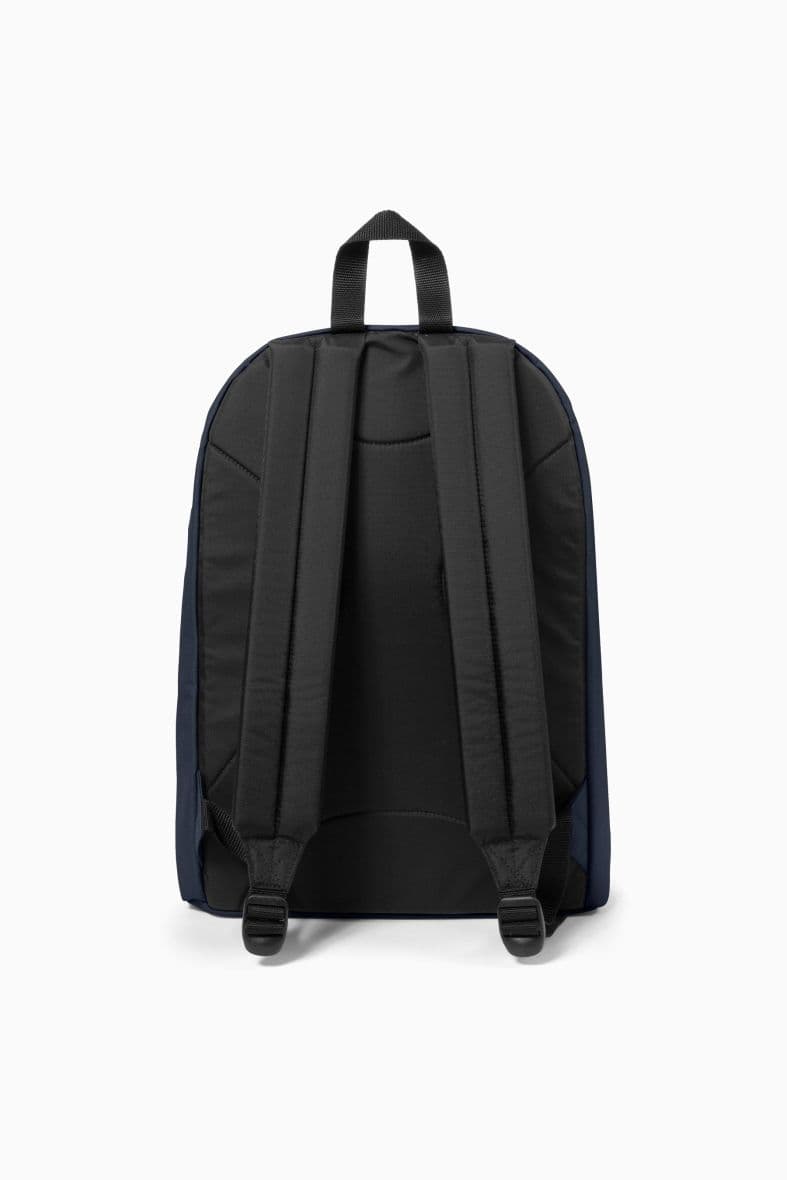 Eastpak Out Of Office — vue 3