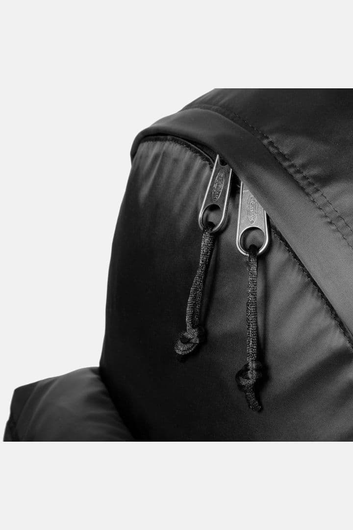 Eastpak Padded Pak'r — vue 3