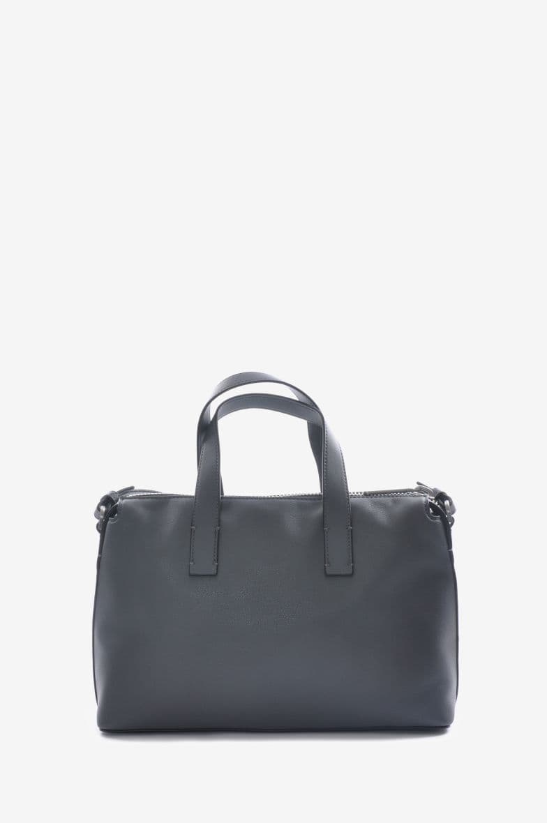 calvin klein drive — vue 4