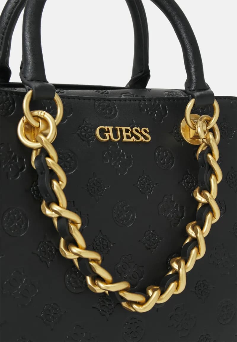 Guess Geva — vue 4