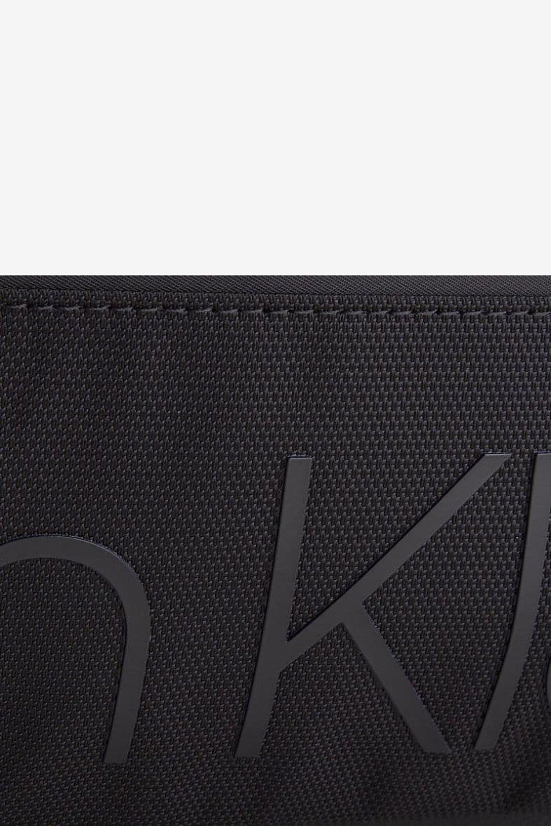 CALVIN KLEIN SHADOW WEEKENDER — vue 4