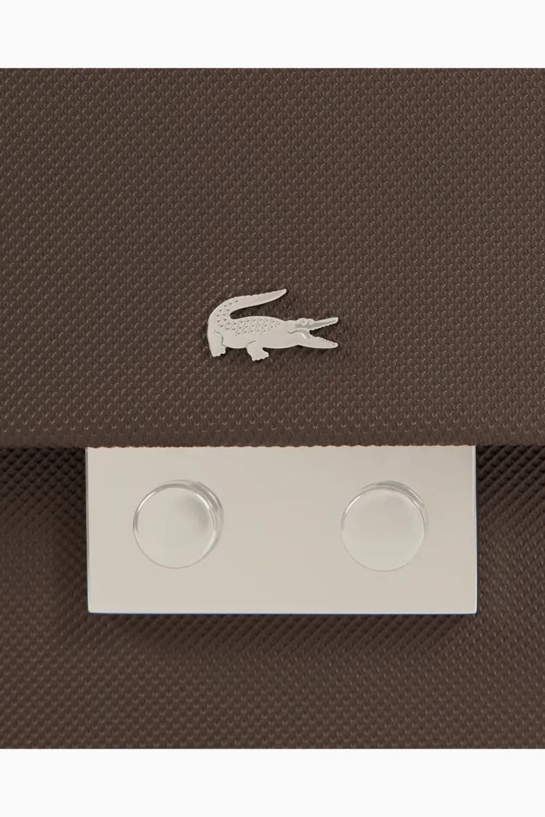 Lacoste Daily City — vue 3