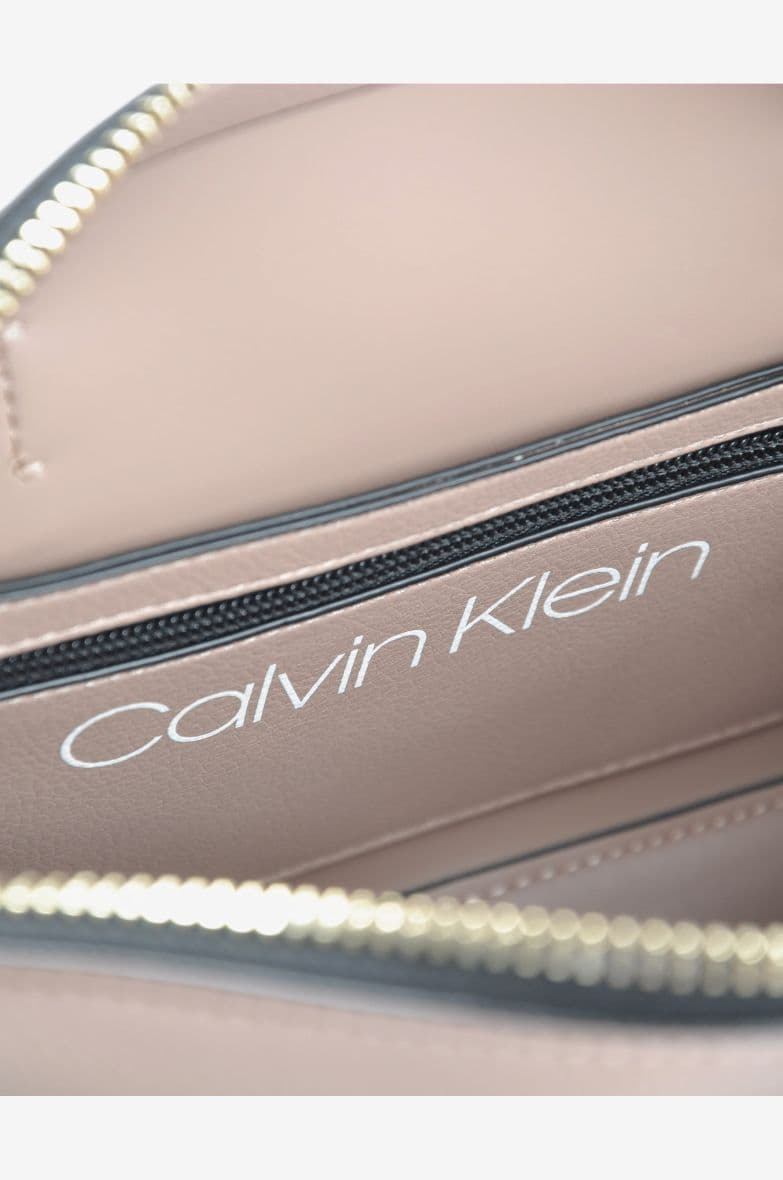 Calvin Klein Frame — vue 4