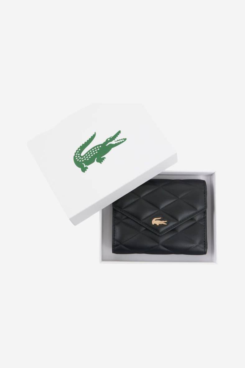 Lacoste — vue 3