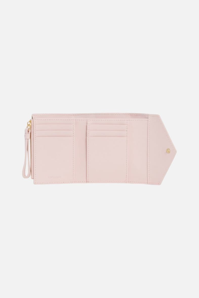 Lacoste — vue 3