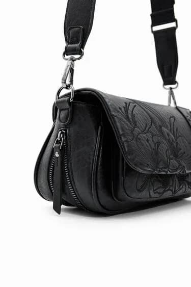 Desigual — vue 3