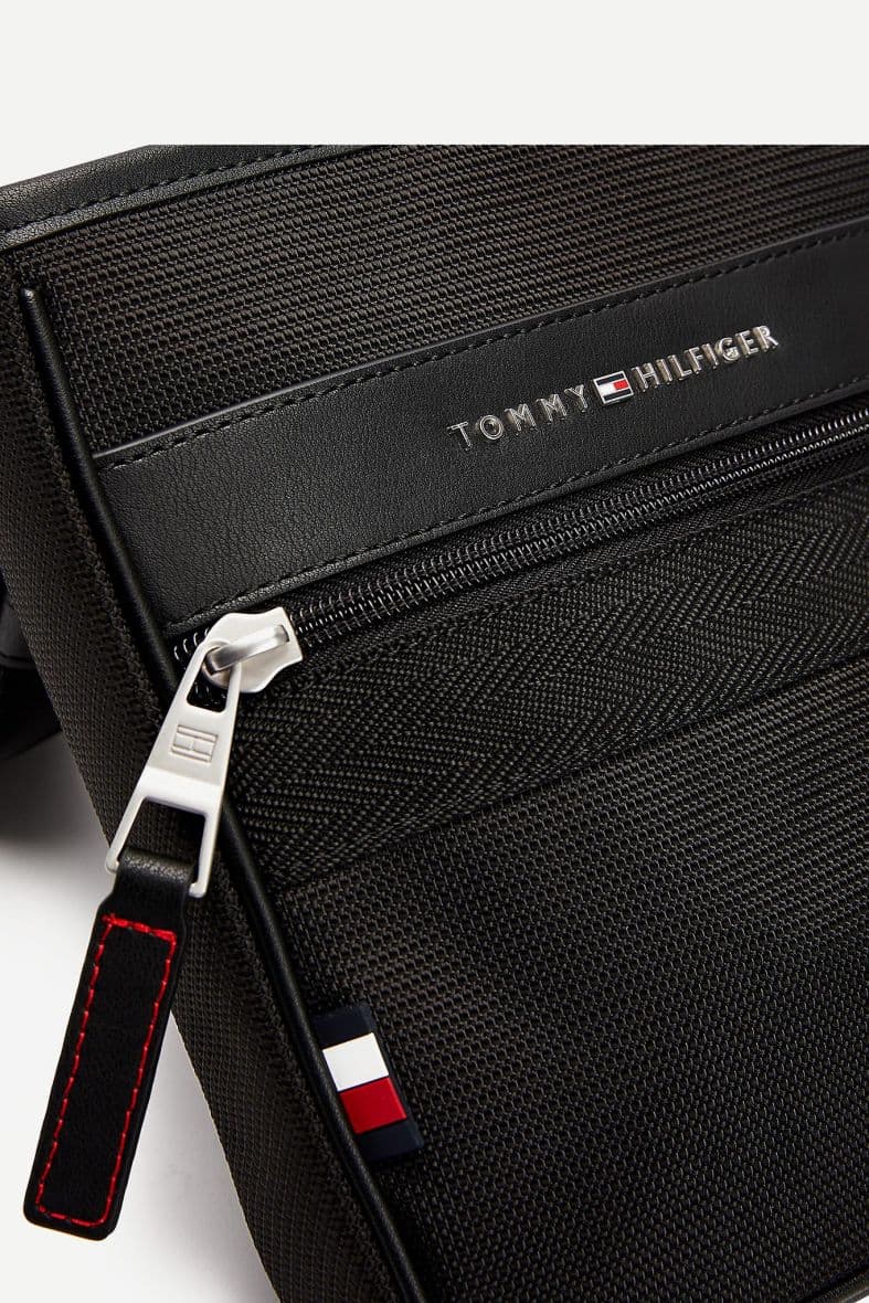 TOMMY HILFIGER ELEVATED NYLON MINI — vue 4