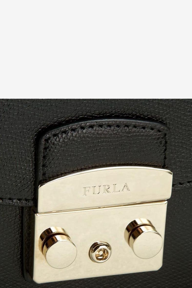 FURLA METROPOLIS — vue 3