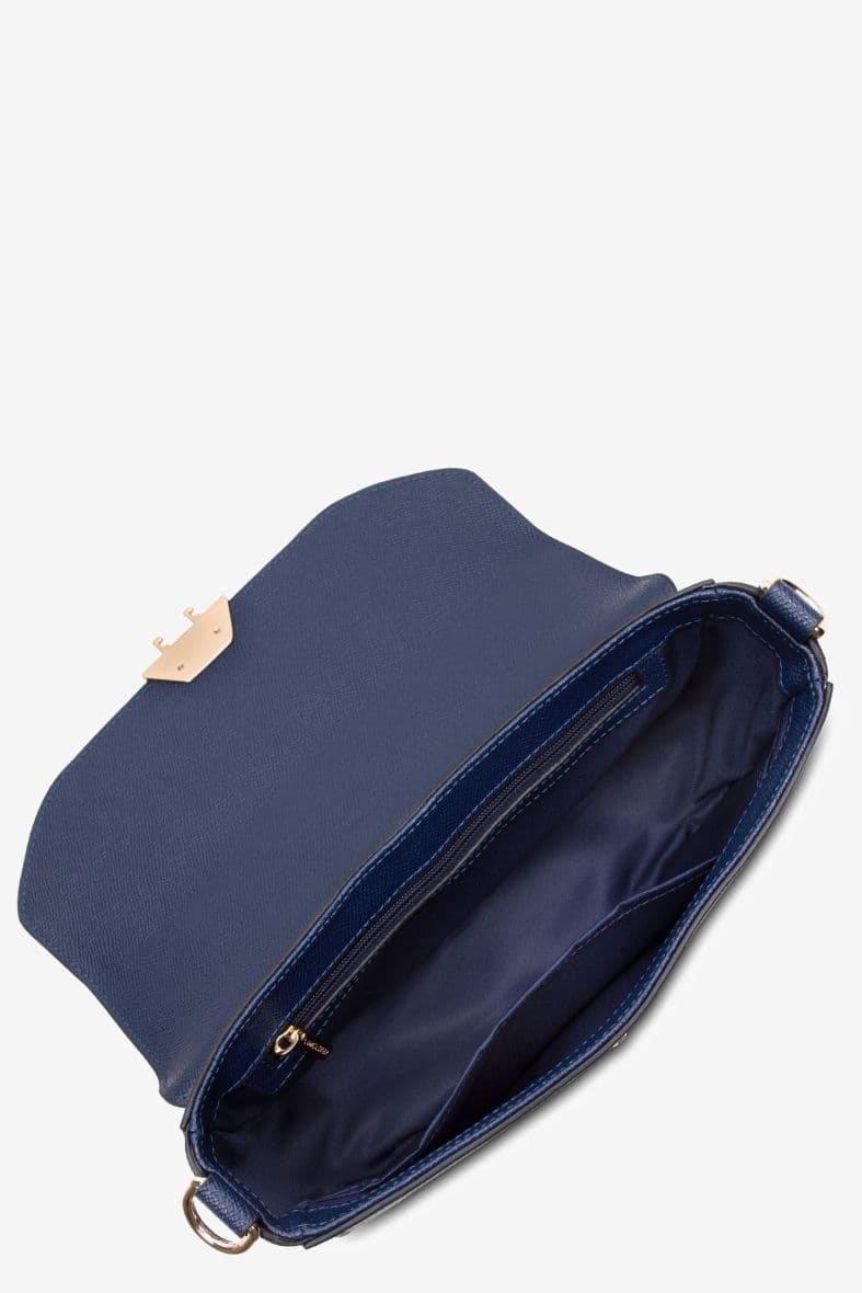 LANCASTER DELPHINO — vue 3