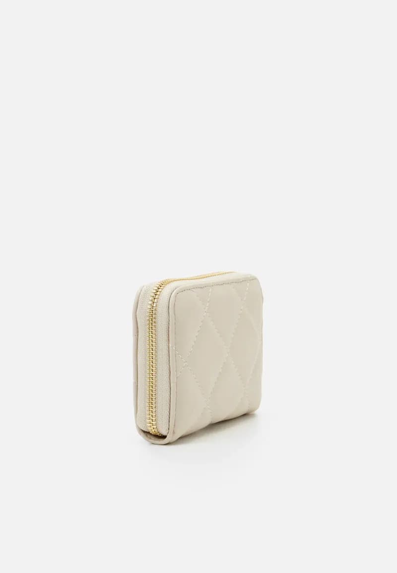 Valentino Bags Ocarina — vue 3