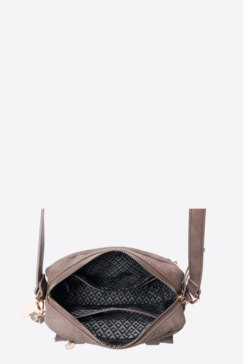LULU CASTAGNETTE OBED — vue 3