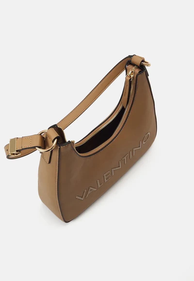 Valentino bags neasy re — vue 3