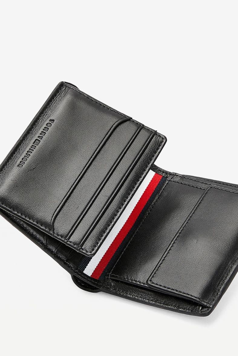 TOMMY HILFIGER METRO — vue 2