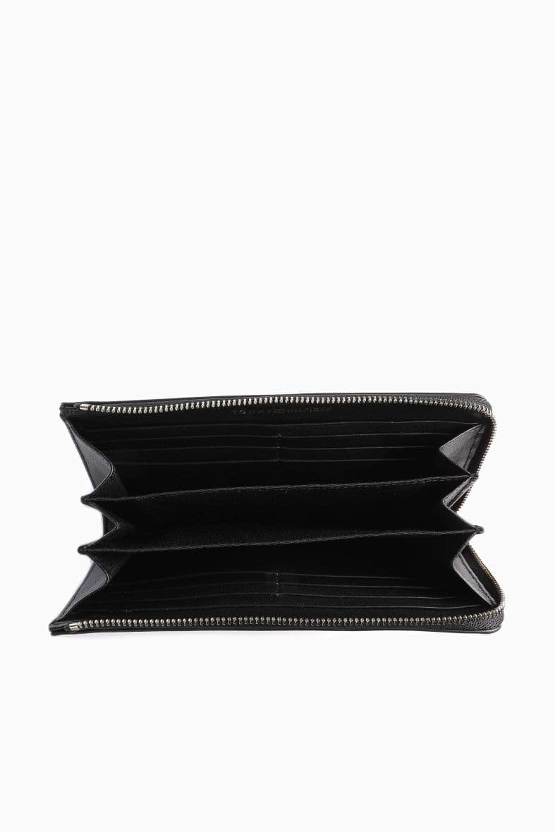 Tommy Hilfiger Casual Chic — vue 3