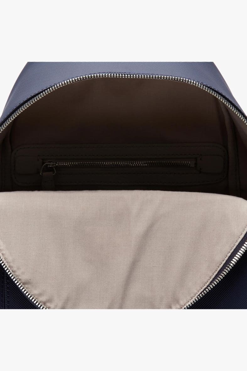 Lacoste Daily Classic — vue 3