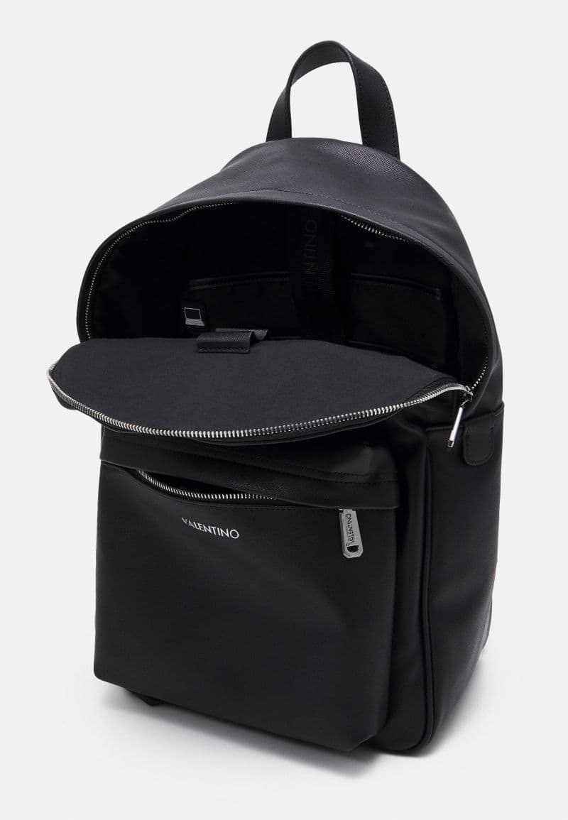 Valentino bags — vue 3