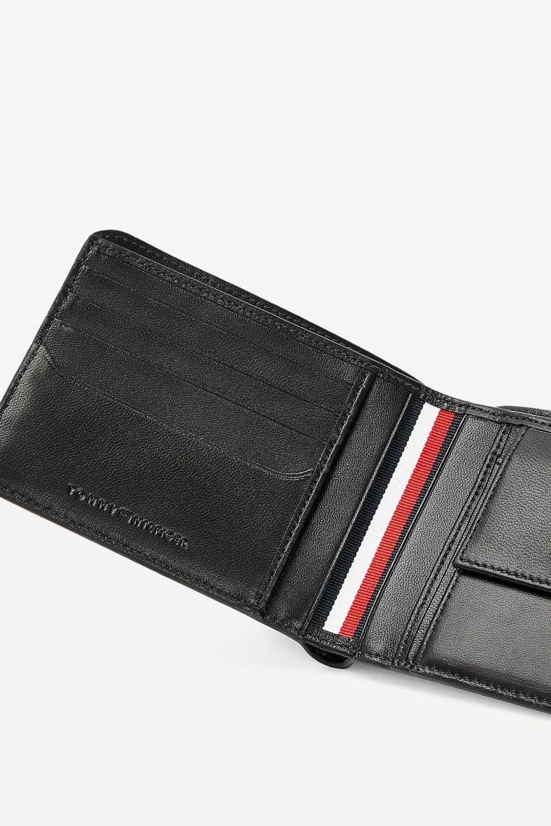 TOMMY HILFIGER METRO — vue 2