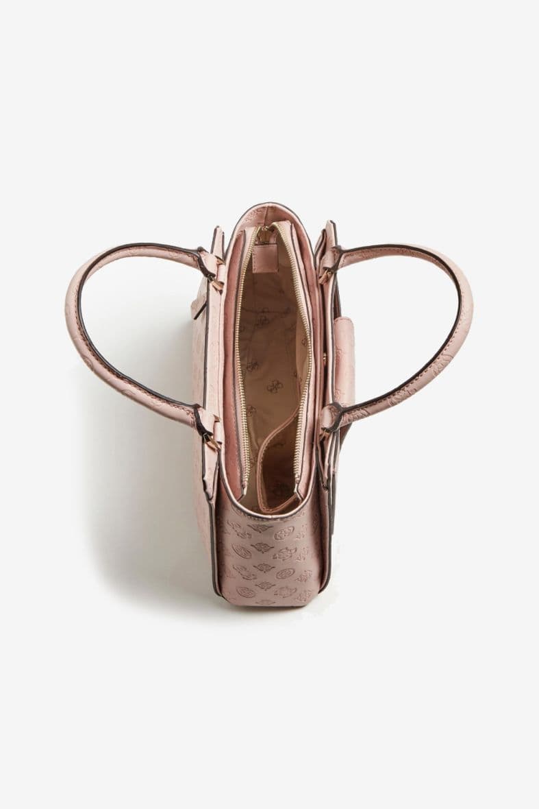 Guess Emilia Logo — vue 4