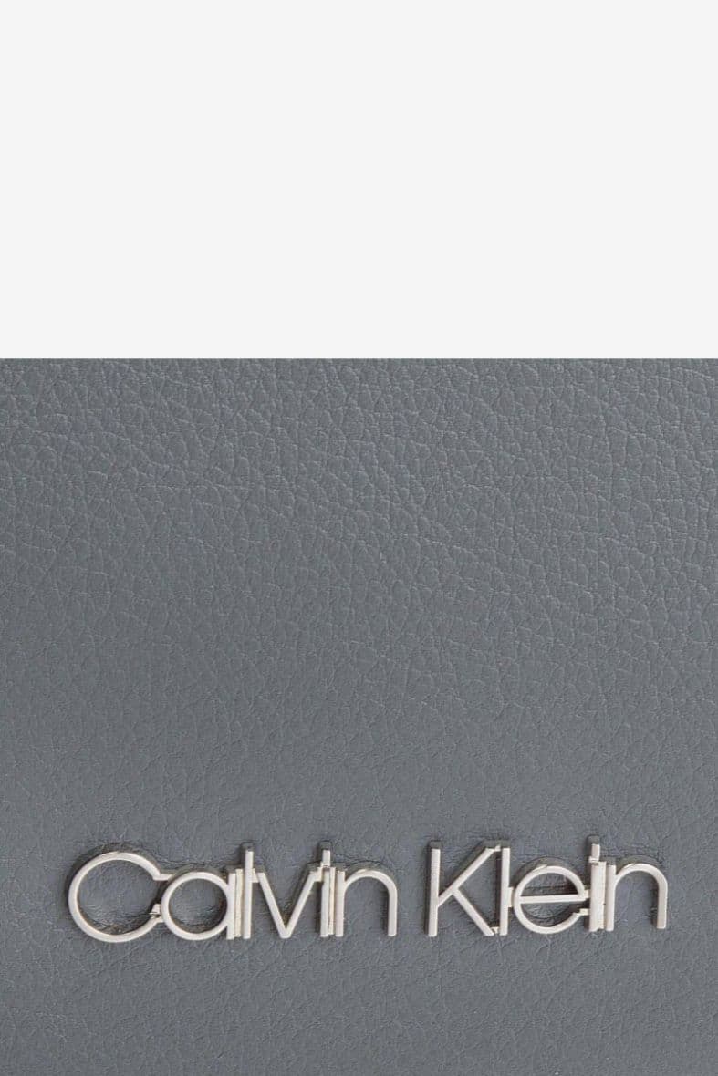Calvin klein FRAME MED SADDLE BAG — vue 2