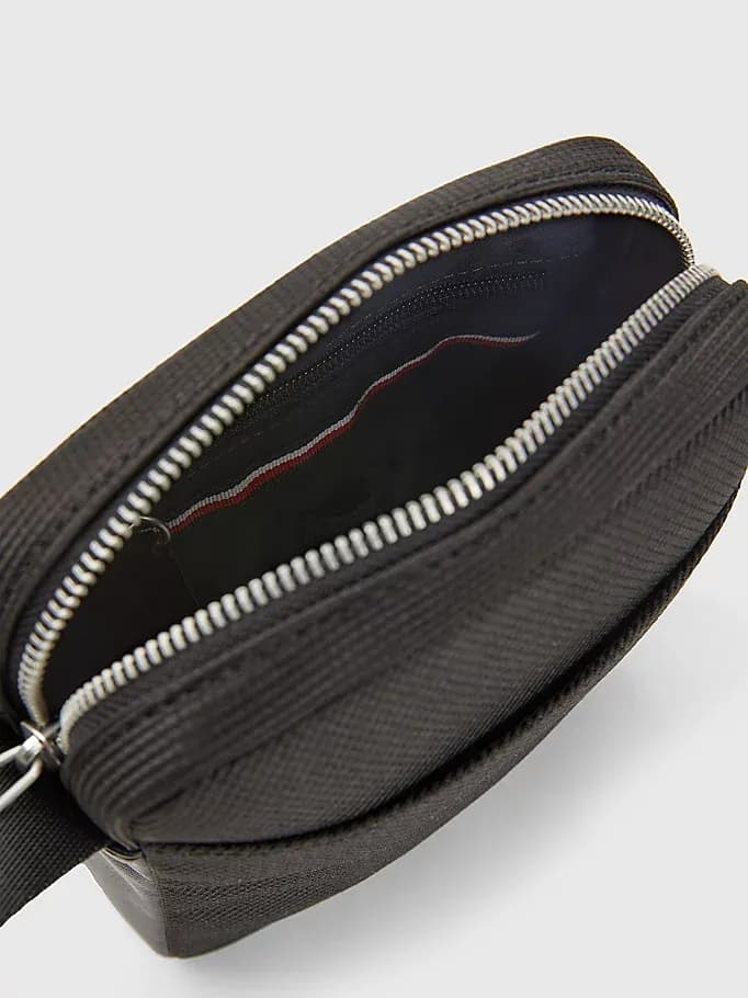 Tommy Hilfiger — vue 4