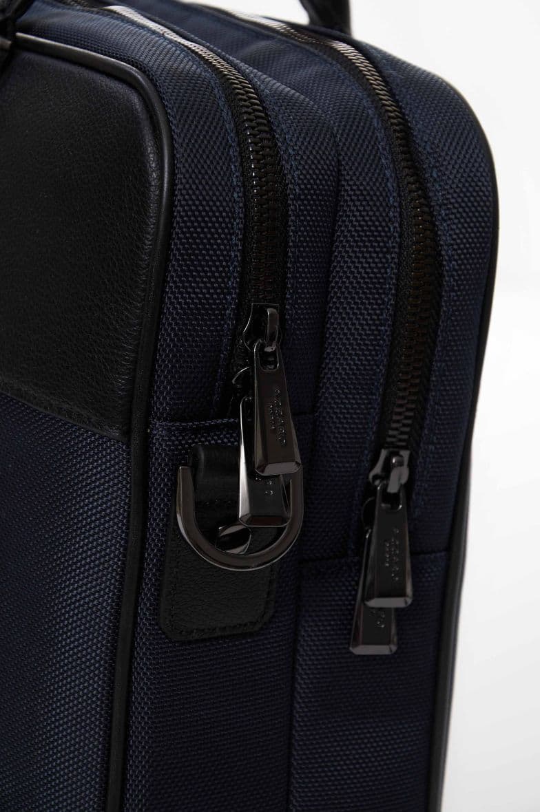 Azzaro — vue 5