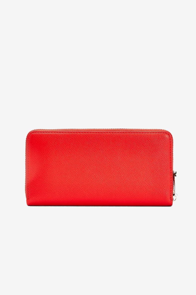 TOMMY HILFIGER HONEY — vue 3
