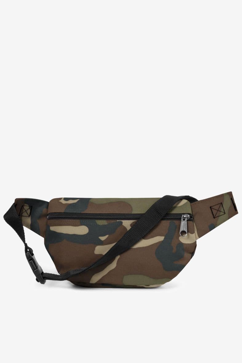 EASTPAK Doggy Bag — vue 3