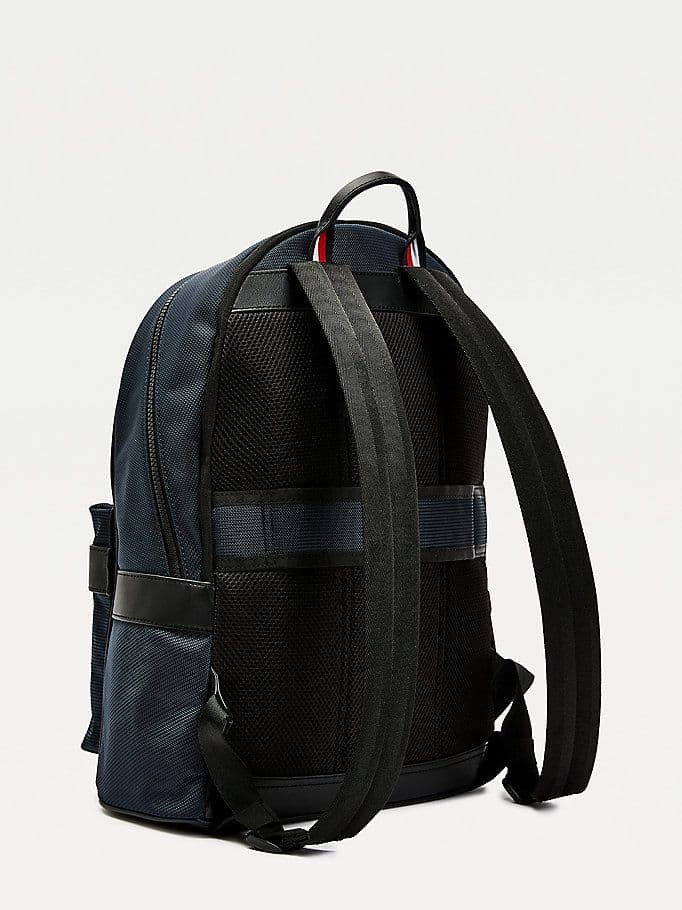 TOMMY HILFIGER Elevated — vue 3